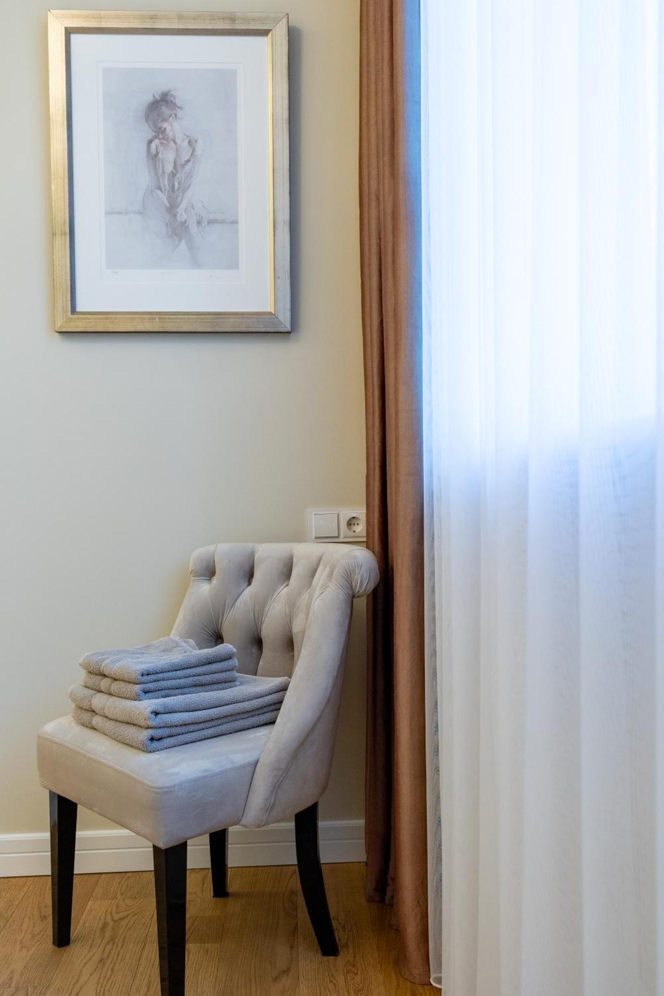 Luxury Central Apartment In Putvinskio Street Kaunas Luaran gambar