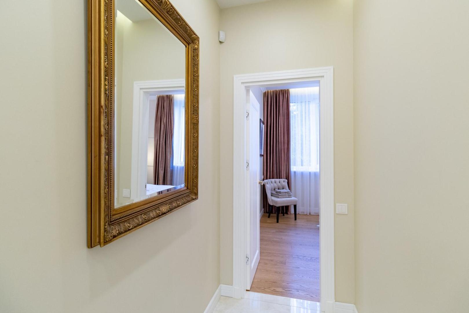 Luxury Central Apartment In Putvinskio Street Kaunas Luaran gambar